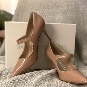 MANOLO BLAHNIK NEW WITH BOX
Campari Patent Mary Jane Pumps